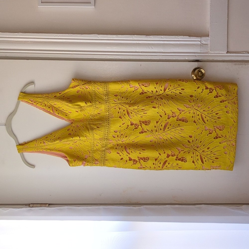 Macrame Lace Spring Formal Wedding Dress, v neck, Maeve size 14, Yellow Gold